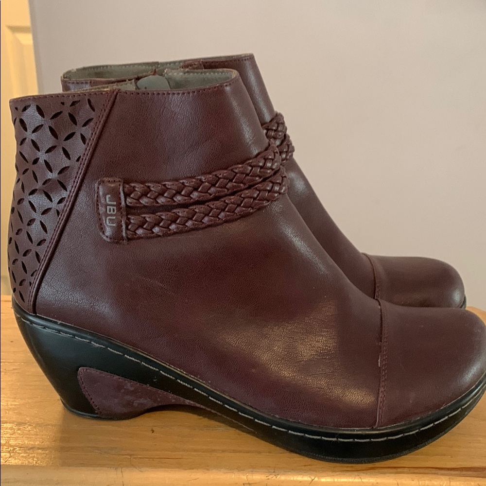 Women's Vegan Leather Ankle Boots